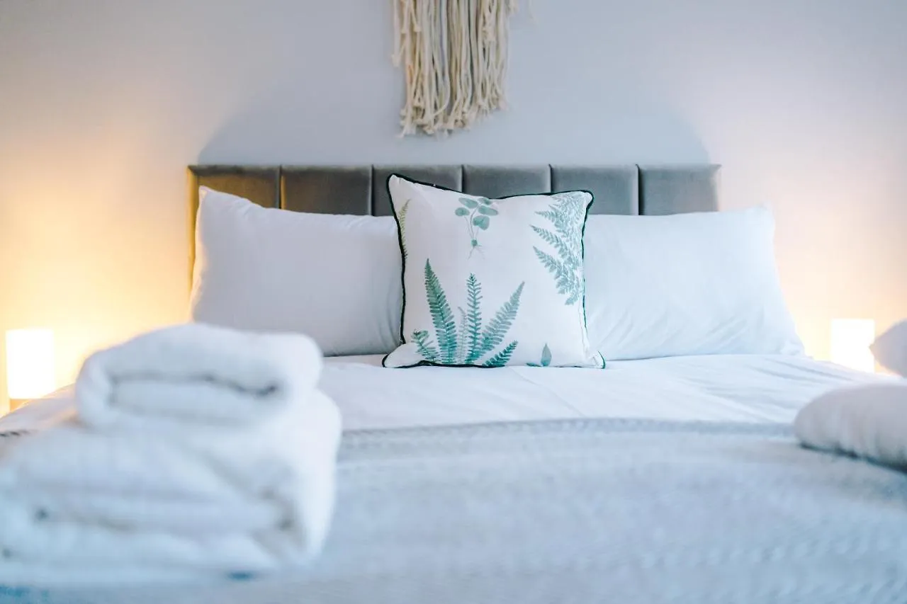 Holiday home Cestrian House Villa Chester