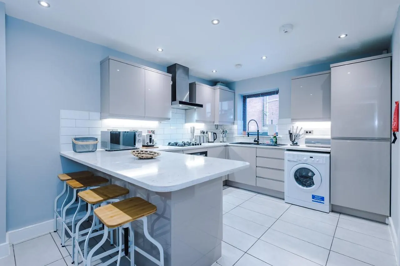 Holiday home Cestrian House Villa Chester